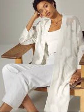 Wilfred Aritzia durante kimono